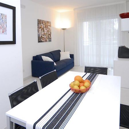 Ai Lecci Apartment Бибионе Екстериор снимка