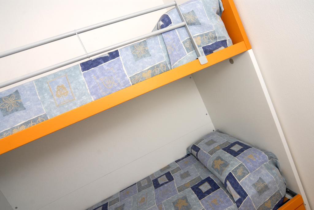 Ai Lecci Apartment Бибионе Екстериор снимка