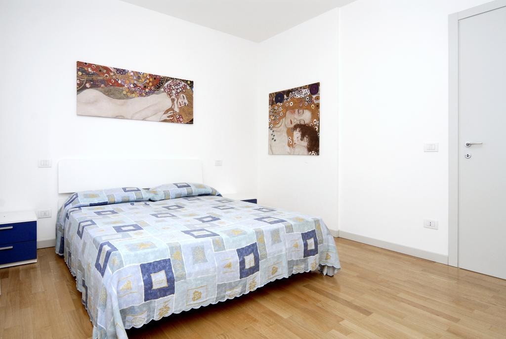 Ai Lecci Apartment Бибионе Екстериор снимка